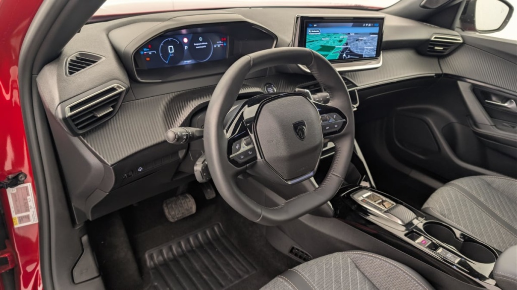 PEUGEOT 2008 Hybrid 136 e-DCS6 Allure - ref: 1-360750 - Photo 15