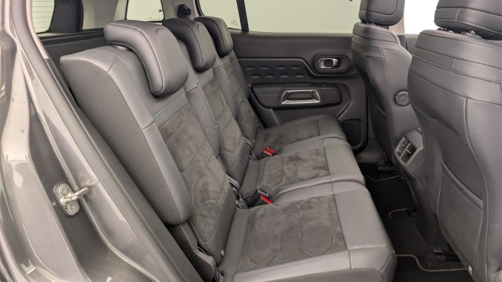 CITROEN C5 Aircross Hybride Rechargeable 225 e-EAT8 Shine - ref: 1-360876 - Photo 10