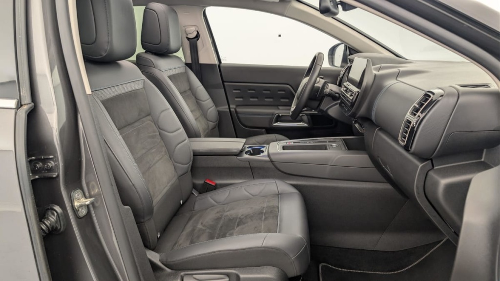 CITROEN C5 Aircross Hybride Rechargeable 225 e-EAT8 Shine - ref: 1-360876 - Photo 9