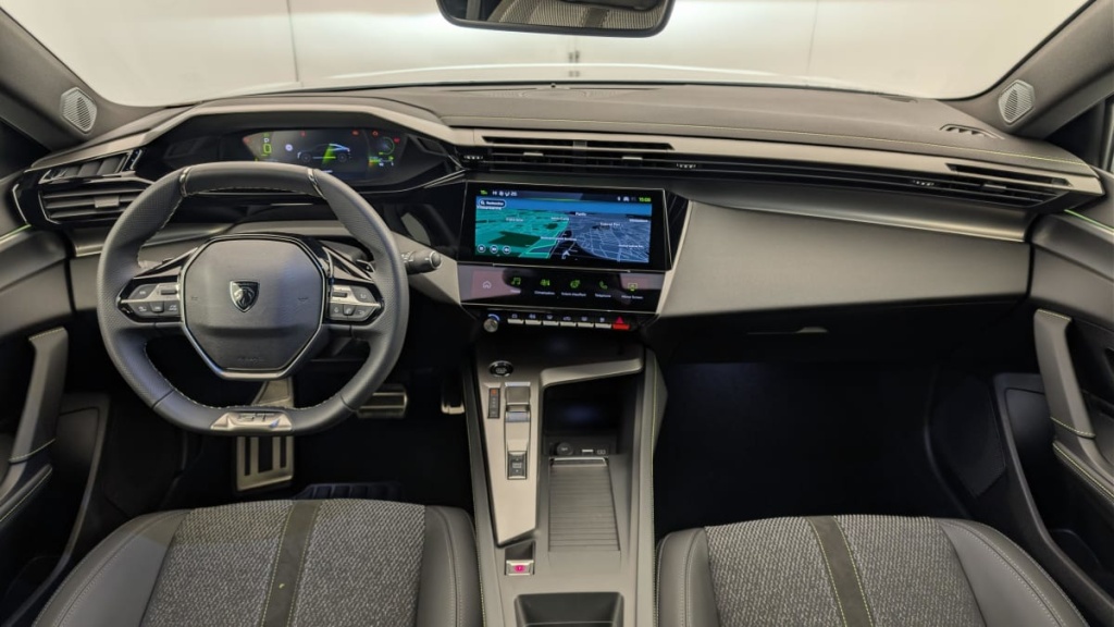 PEUGEOT 408 Hybrid 145 e-DCS6 GT - ref: 1-361106 - Photo 13