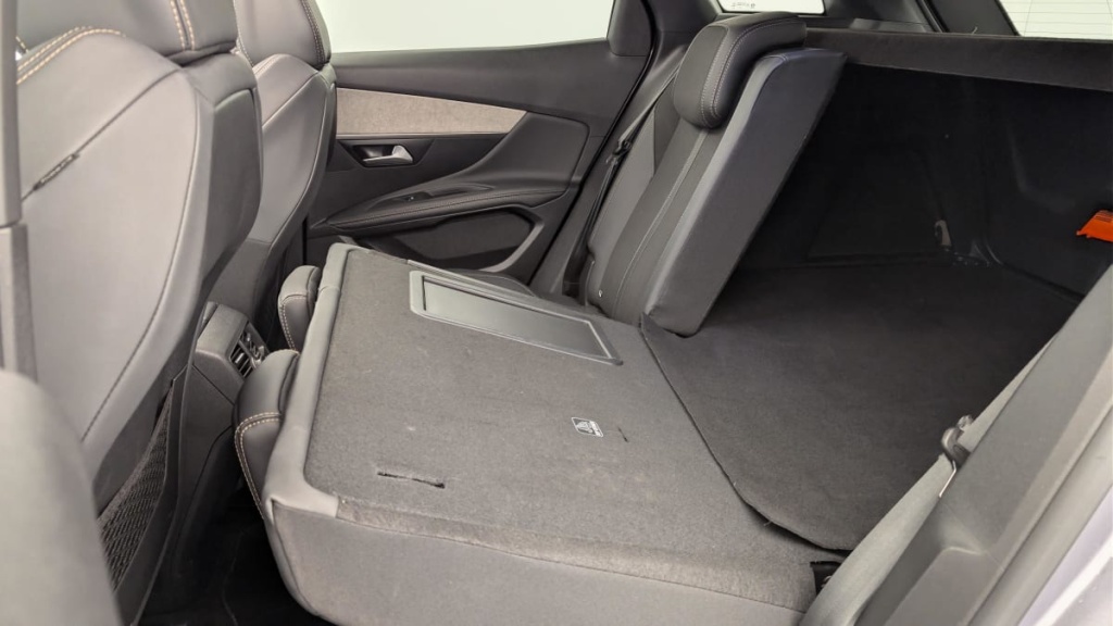 PEUGEOT 3008 Hybrid 225 e-EAT8 GT - ref: 1-361119 - Photo 12