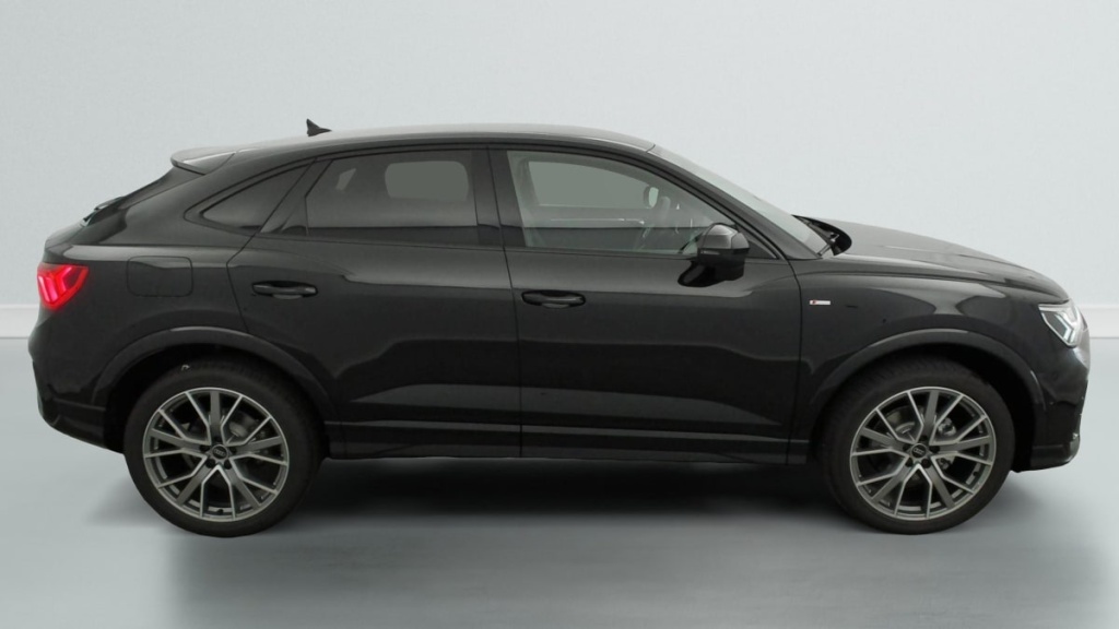 AUDI Q3 Sportback 35 TDI 150 ch S tronic 7 S line plus - ref: 1-361406 - Photo 8