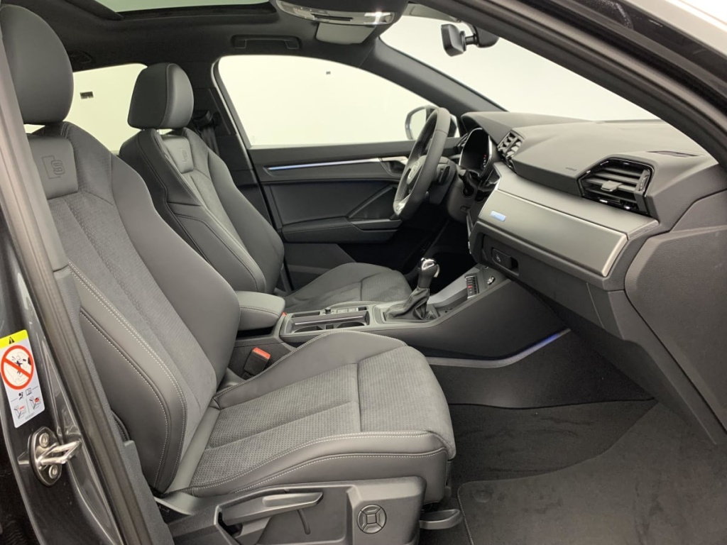 AUDI Q3 Sportback 35 TDI 150 ch S tronic 7 S line plus - ref: 1-361411 - Photo 9