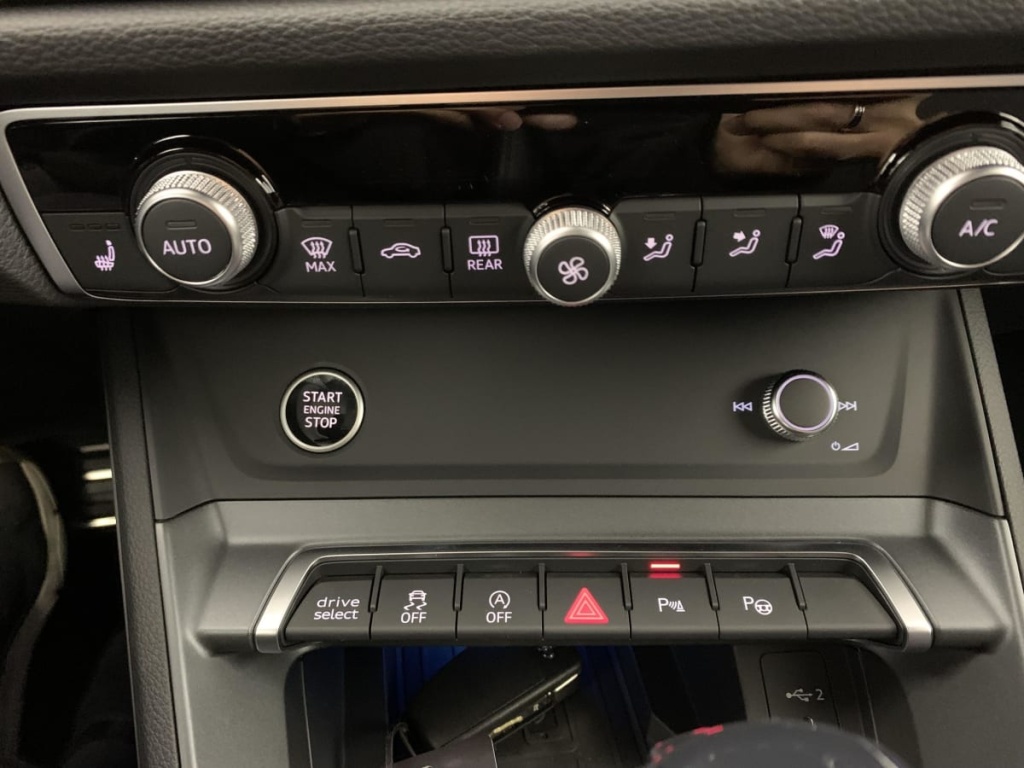 AUDI Q3 Sportback 35 TDI 150 ch S tronic 7 S line plus - ref: 1-361413 - Photo 20