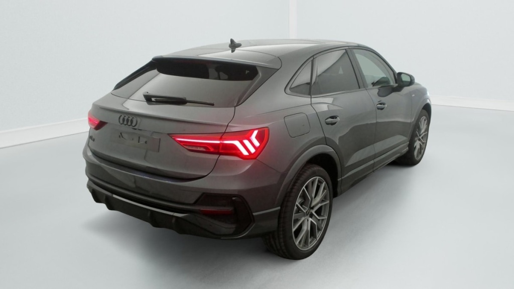 AUDI Q3 Sportback 35 TDI 150 ch S tronic 7 S line plus - ref: 1-361413 - Photo 7