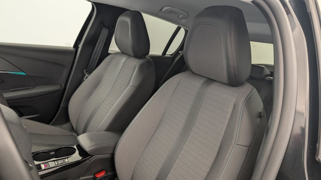 PEUGEOT 208 PureTech 100 S S BVM6 Allure Pack - ref: 1-362037 - Photo 16