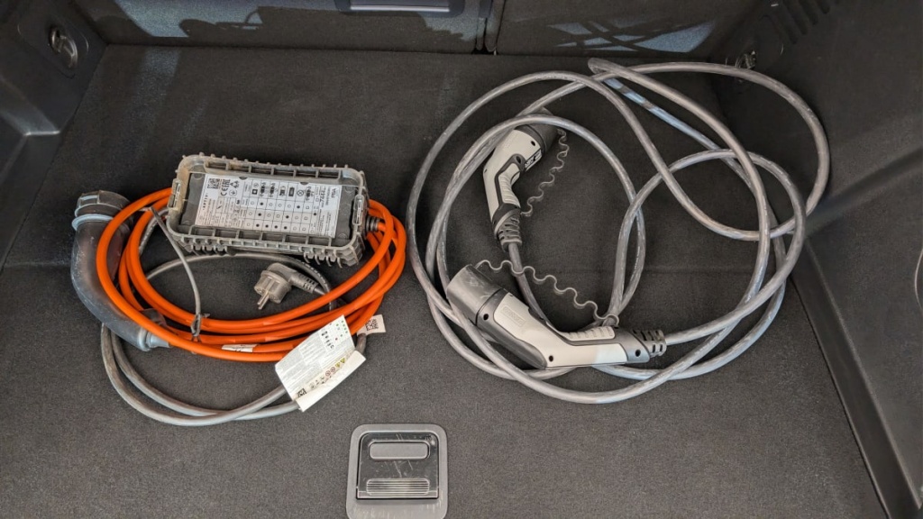 PEUGEOT 3008 Hybrid 225 e-EAT8 GT - ref: 1-362074 - Photo 19