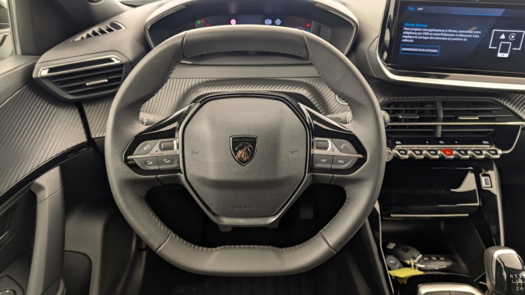 PEUGEOT 2008 100 S S BVM6 Allure - ref: 1-362177 - Photo 14