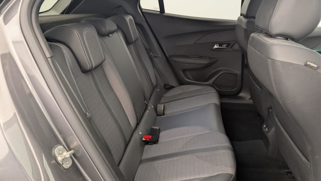 PEUGEOT 2008 PureTech 130 S S BVM6 Allure - ref: 1-362232 - Photo 10