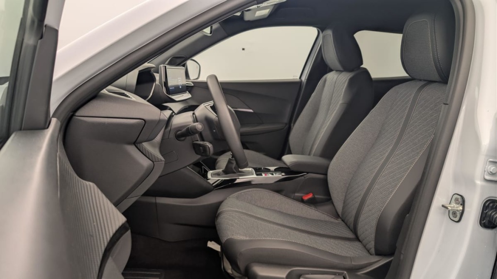 PEUGEOT 2008 100 S S BVM6 Allure - ref: 1-362257 - Photo 16