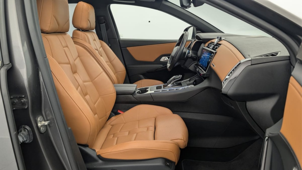 DS DS7 Crossback Hybride E-Tense 300 EAT8 4x4 Rivoli - ref: 1-362495 - Photo 9