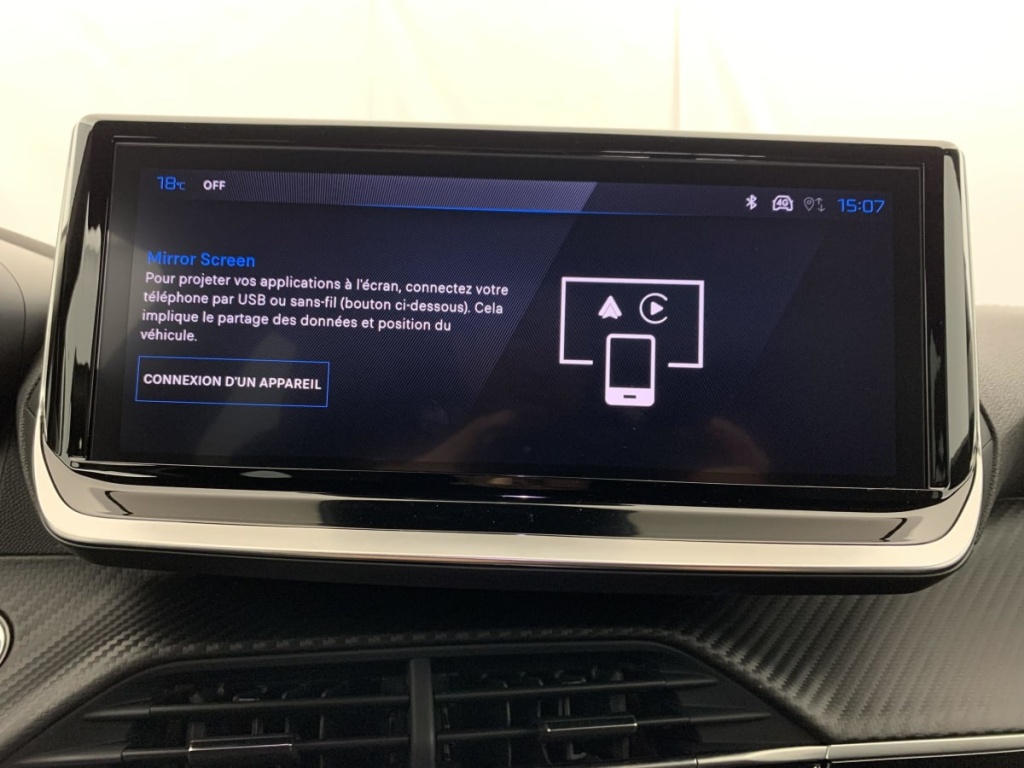 PEUGEOT 2008 Hybrid 145 e-DCS6 Allure - ref: 1-363305 - Photo 19