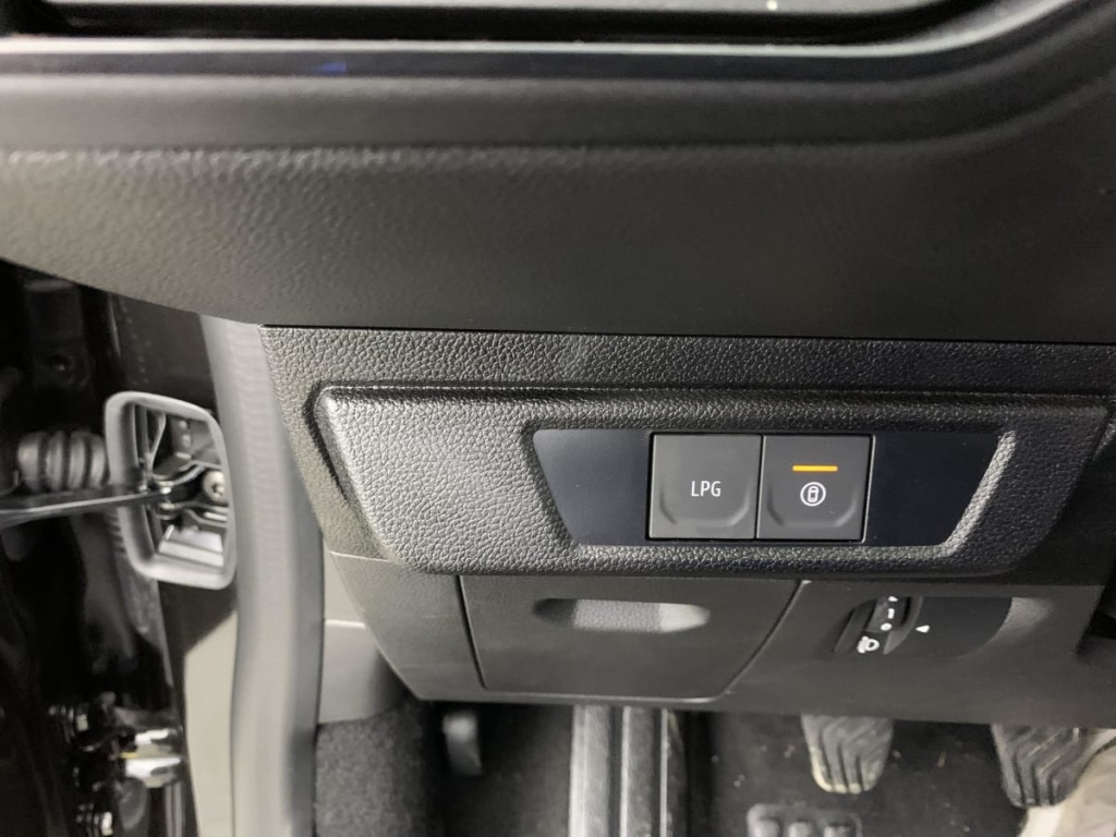 DACIA Sandero ECO-G 100 GSR2 Stepway Essential - ref: 1-364427 - Photo 18