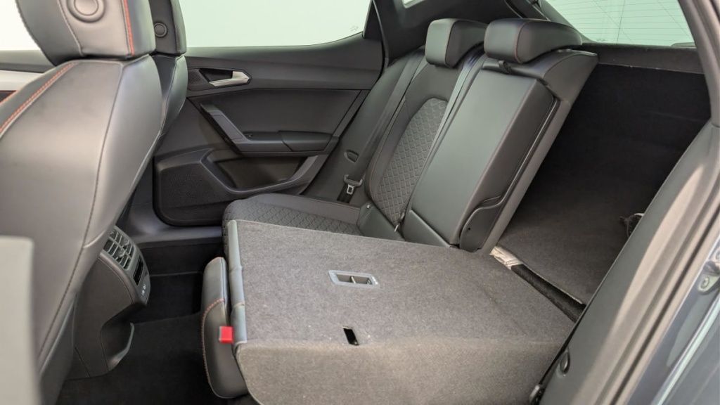 SEAT Leon E-HYBRID 204 CH DSG6 FR - ref: 1-364619 - Photo 12