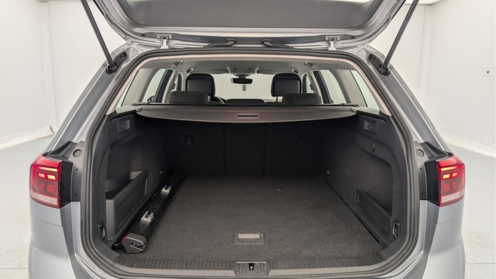 VOLKSWAGEN Passat SW 1.4 TSI Hybride Rechargeable DSG6 GTE - ref: 1-364643 - Photo 11