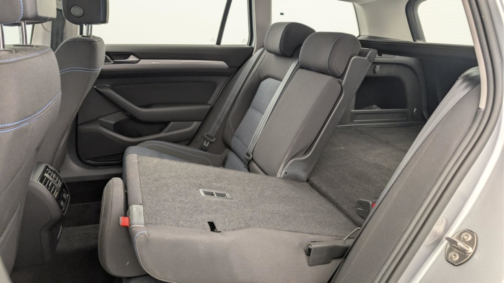 VOLKSWAGEN Passat SW 1.4 TSI Hybride Rechargeable DSG6 GTE - ref: 1-364643 - Photo 12