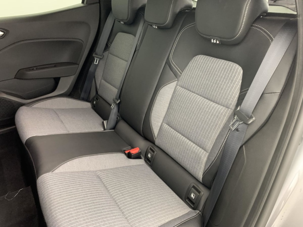 RENAULT Clio TCE 90 CH GSR2 TECHNO - ref: 1-364732 - Photo 20