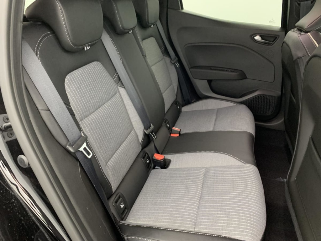 RENAULT Clio TCE 90 CH GSR2 TECHNO - ref: 1-364738 - Photo 10