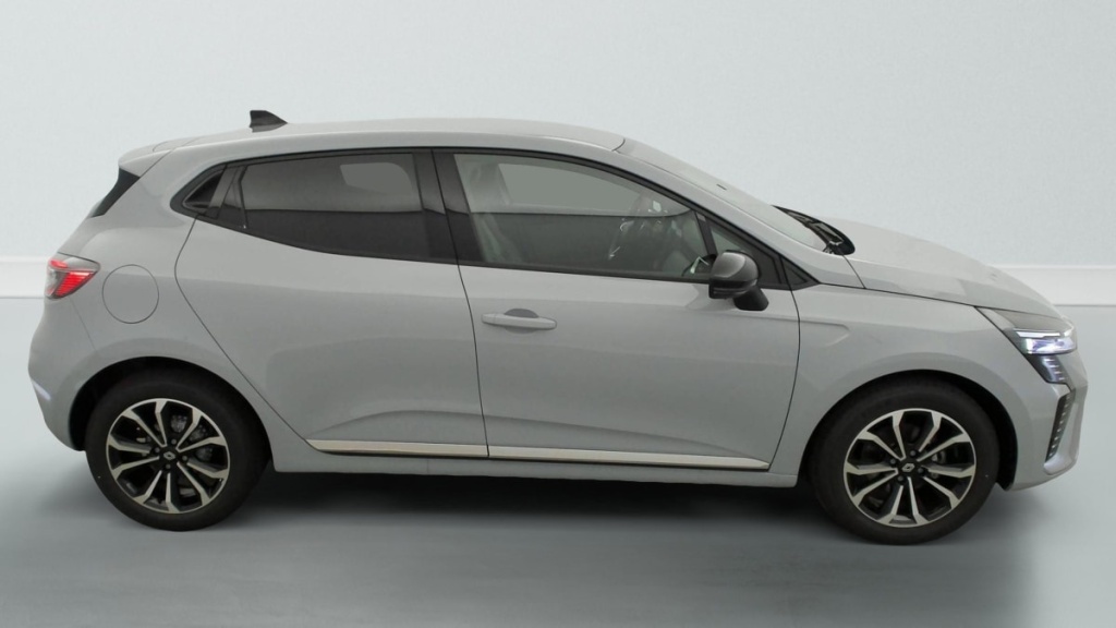 RENAULT Clio TCE 90 CH GSR2 TECHNO - ref: 1-364739 - Photo 8