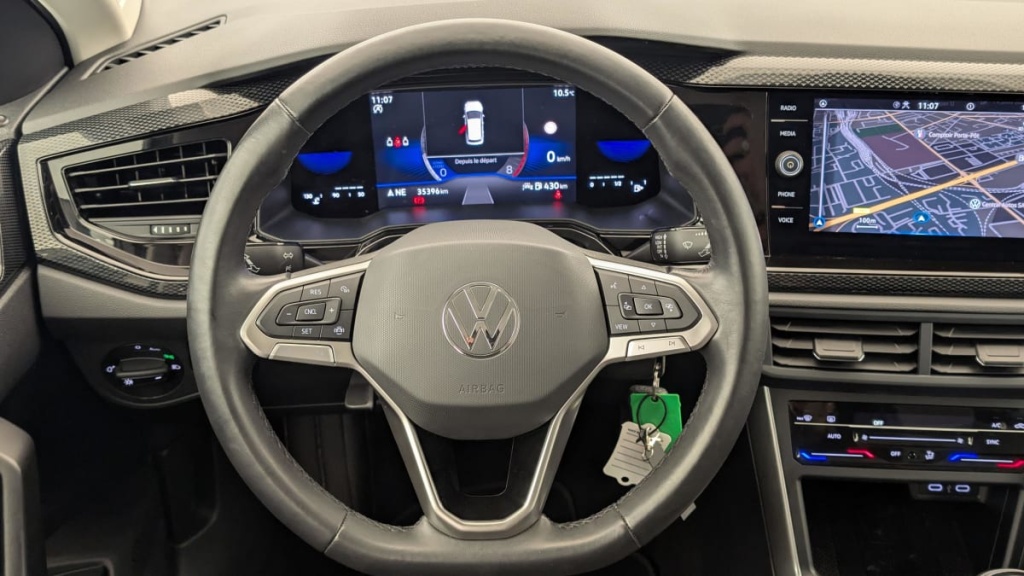 VOLKSWAGEN Polo 1.0 80 S S BVM5 - ref: 1-364930 - Photo 14