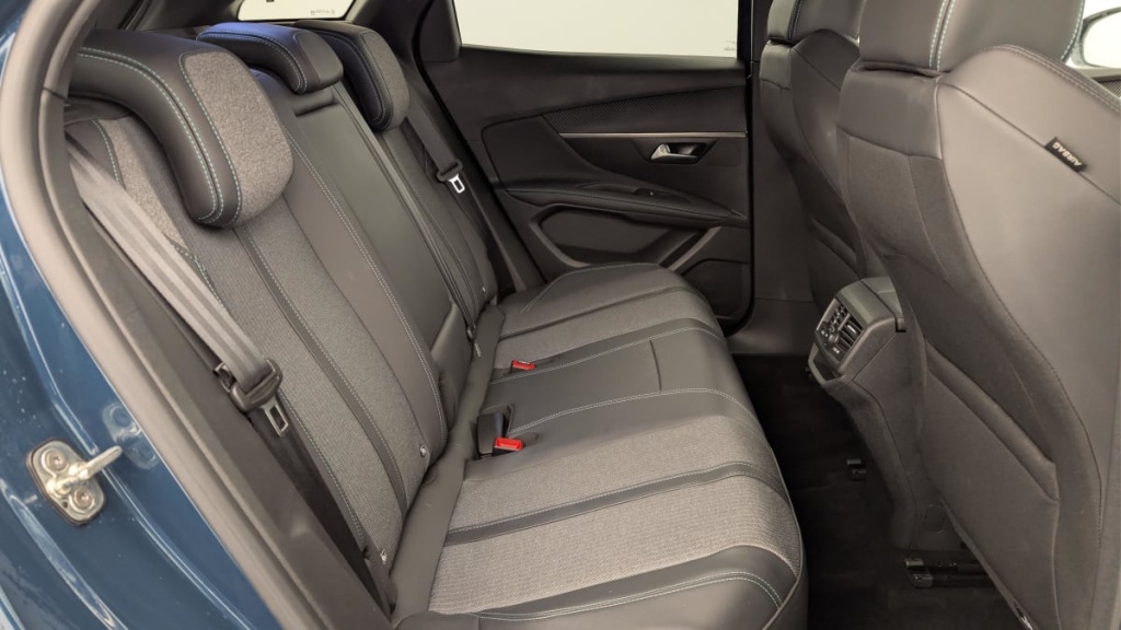 PEUGEOT 3008 Hybrid 180 e-EAT8 Allure Pack - ref: 1-365085 - Photo 10