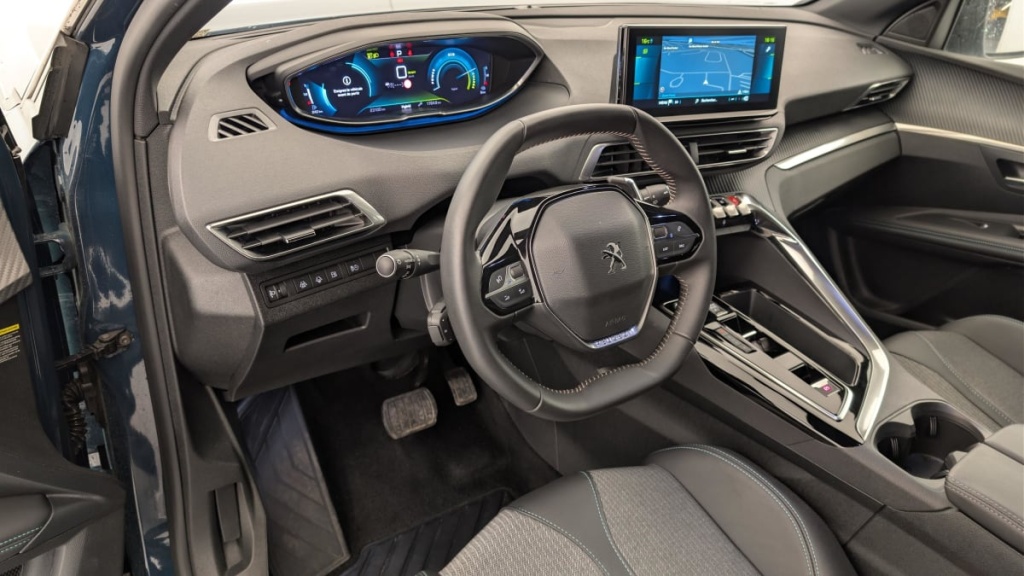 PEUGEOT 3008 Hybrid 180 e-EAT8 Allure Pack - ref: 1-365085 - Photo 15