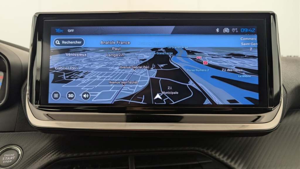 PEUGEOT 2008 100 S S BVM6 Allure - ref: 1-365090 - Photo 17