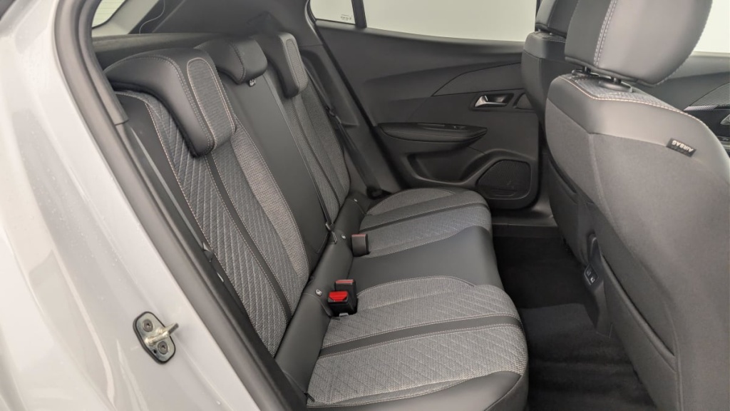 PEUGEOT 2008 100 S S BVM6 Allure - ref: 1-365135 - Photo 10