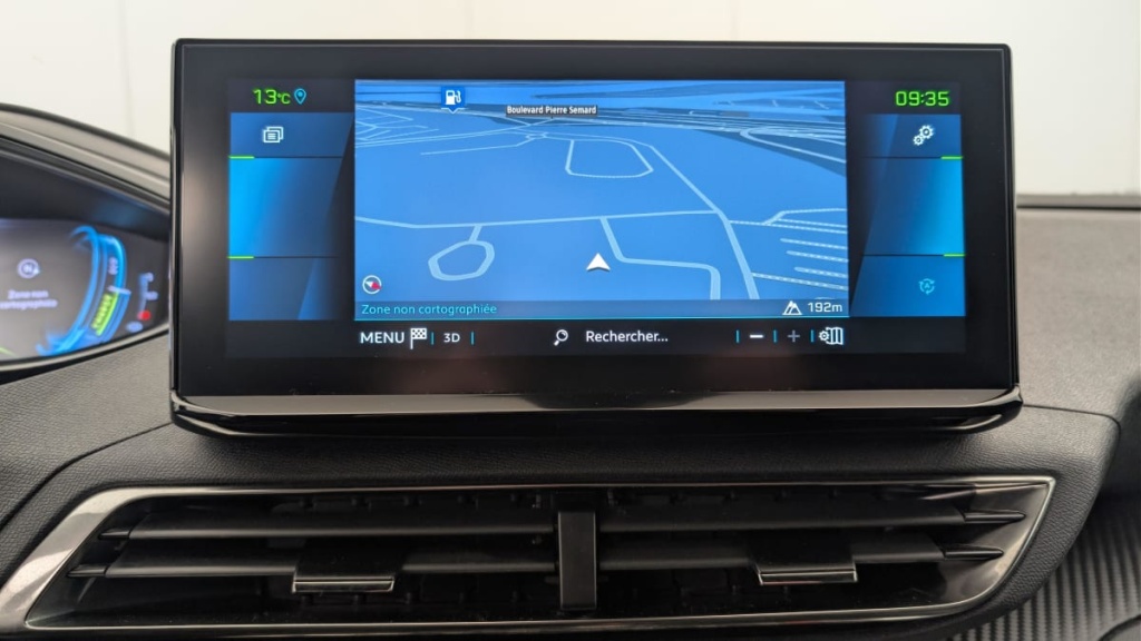 PEUGEOT 3008 Hybrid 180 e-EAT8 Allure Pack - ref: 1-365222 - Photo 17