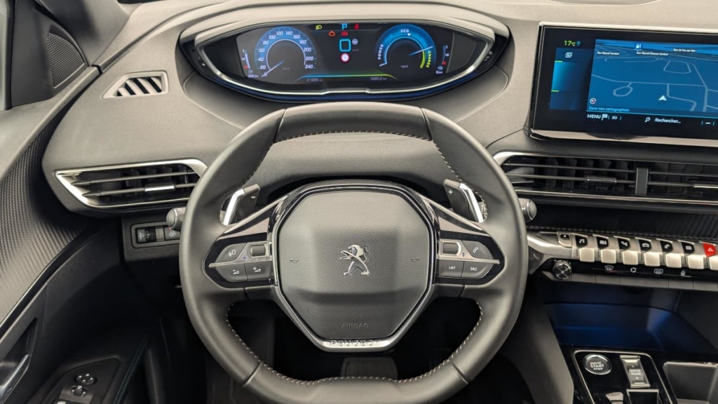 PEUGEOT 3008 Hybrid 180 e-EAT8 Allure Pack - ref: 1-365225 - Photo 14