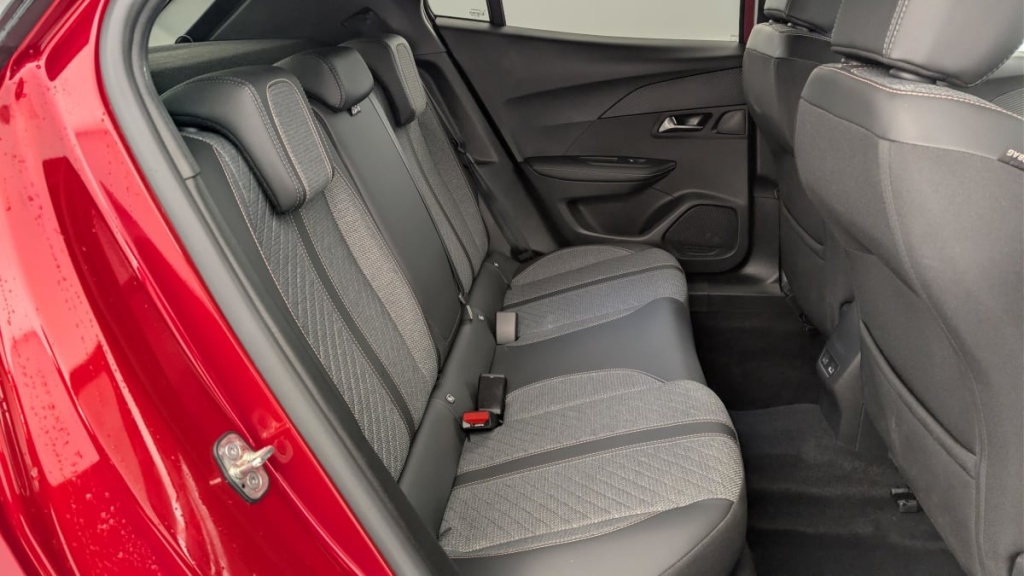 PEUGEOT 2008 100 S S BVM6 Allure - ref: 1-365231 - Photo 10