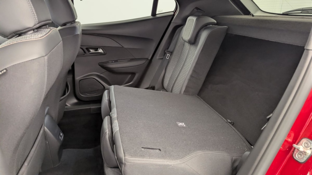 PEUGEOT 2008 100 S S BVM6 Allure - ref: 1-365232 - Photo 12