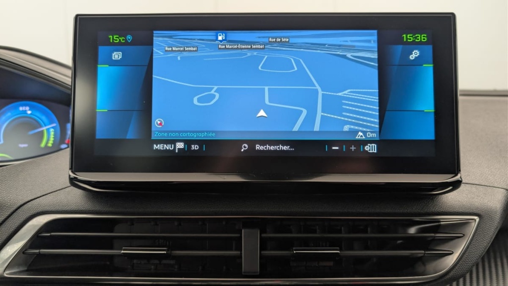 PEUGEOT 3008 Hybrid 180 e-EAT8 Allure Pack - ref: 1-365238 - Photo 17