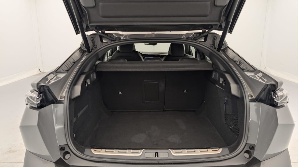 PEUGEOT 408 Hybrid 145 e-DCS6 GT - ref: 1-365317 - Photo 11