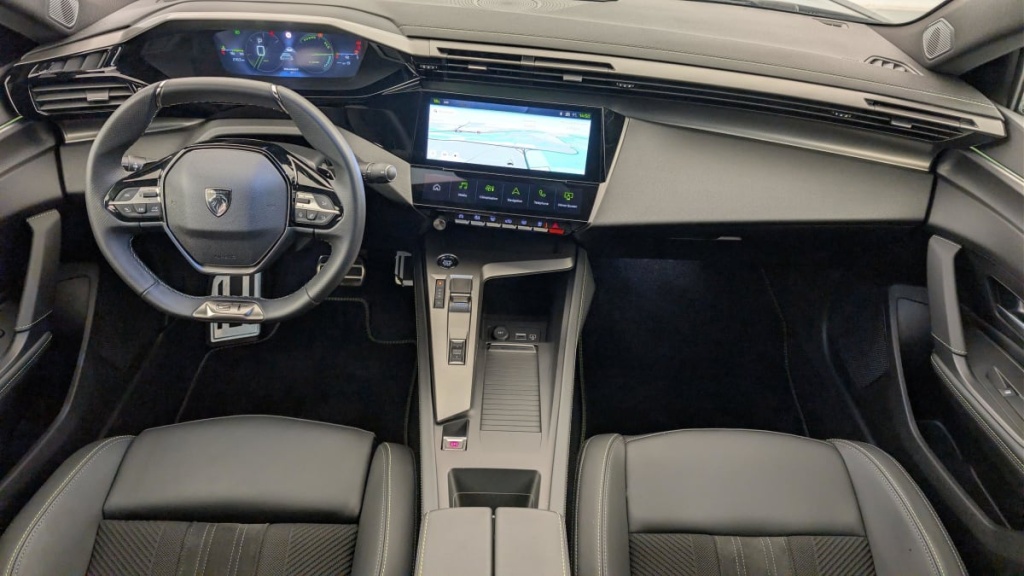 PEUGEOT 408 Hybrid 145 e-DCS6 GT - ref: 1-365317 - Photo 13