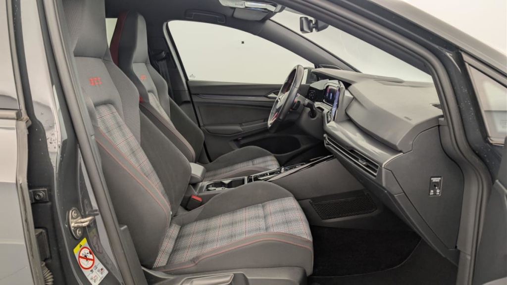 VOLKSWAGEN Golf 2.0 TSI 245 DSG7 GTI - ref: 1-365595 - Photo 9