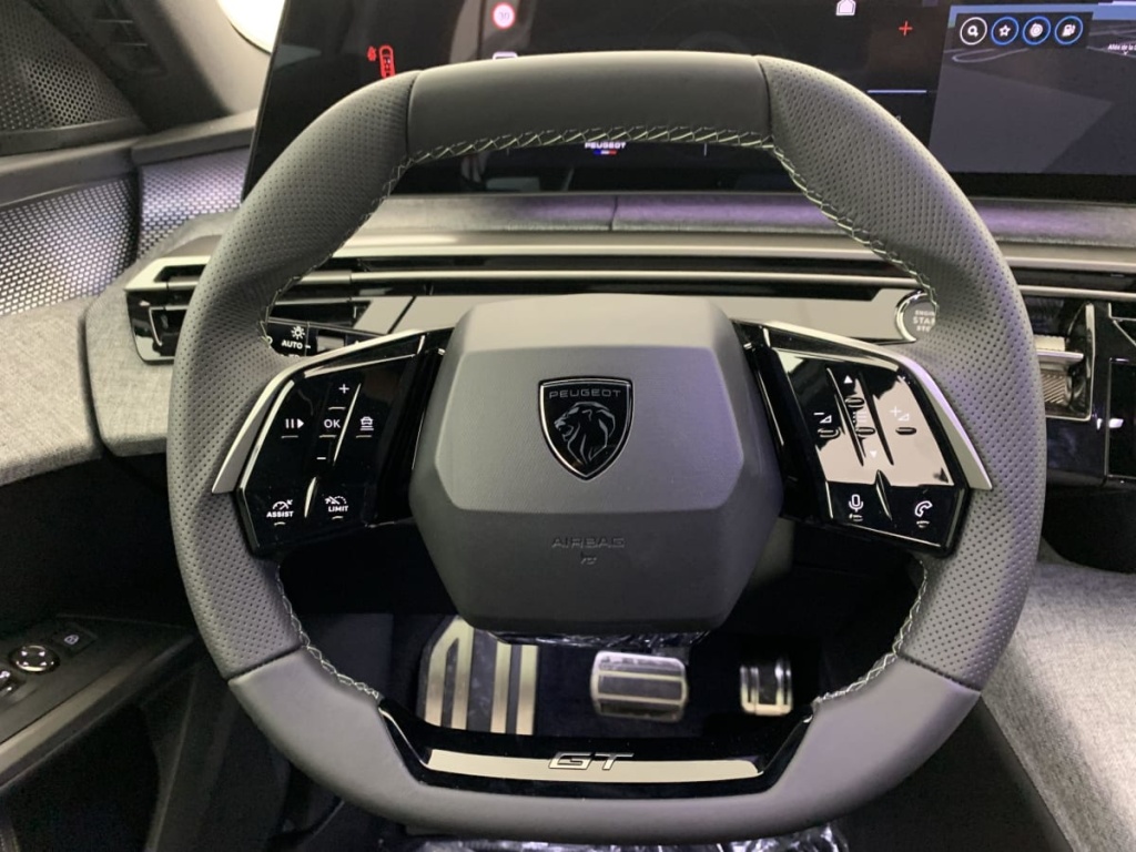PEUGEOT 3008 Hybrid 145 e-DCS6 GT - ref: 1-365847 - Photo 15