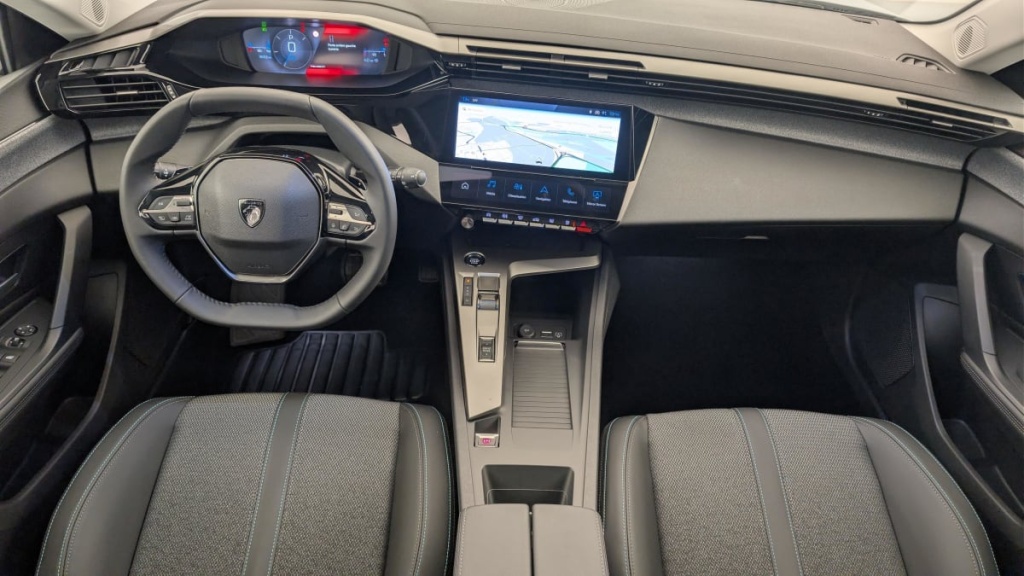 PEUGEOT 308 Hybrid 145 e-DCS6 Allure - ref: 1-366302 - Photo 13