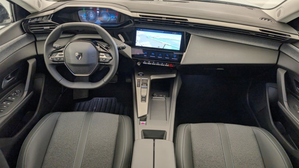 PEUGEOT 308 Hybrid 145 e-DCS6 Allure - ref: 1-366304 - Photo 13