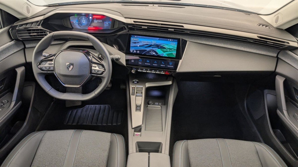 PEUGEOT 308 Hybrid 145 e-DCS6 Allure - ref: 1-366305 - Photo 13