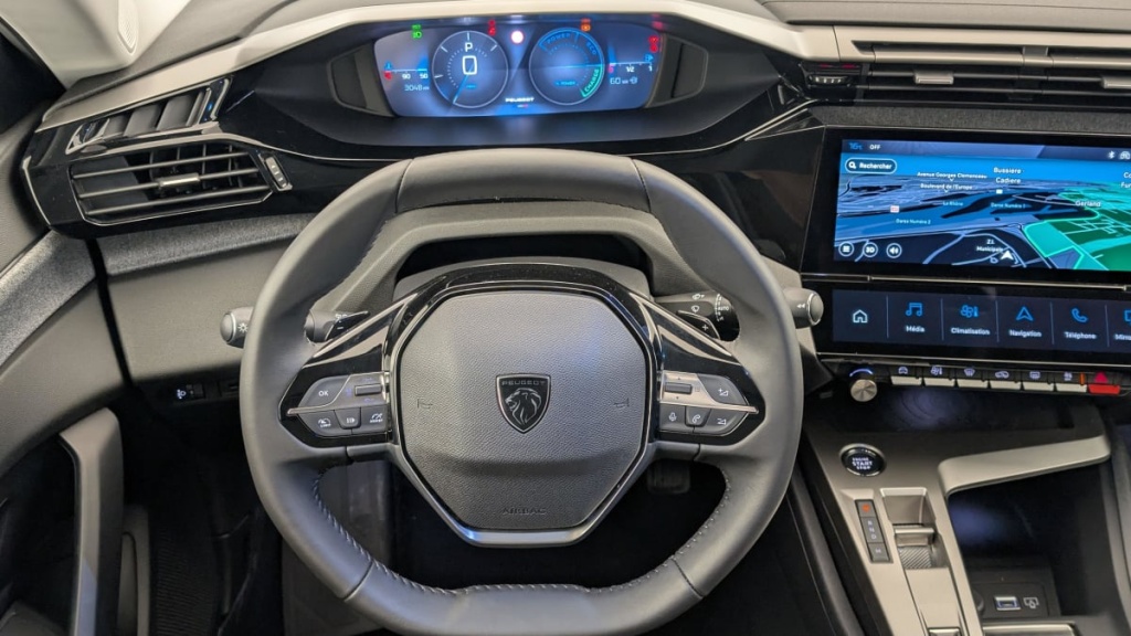 PEUGEOT 308 Hybrid 145 e-DCS6 Allure - ref: 1-366305 - Photo 14