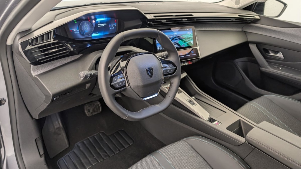 PEUGEOT 308 Hybrid 145 e-DCS6 Allure - ref: 1-366305 - Photo 15