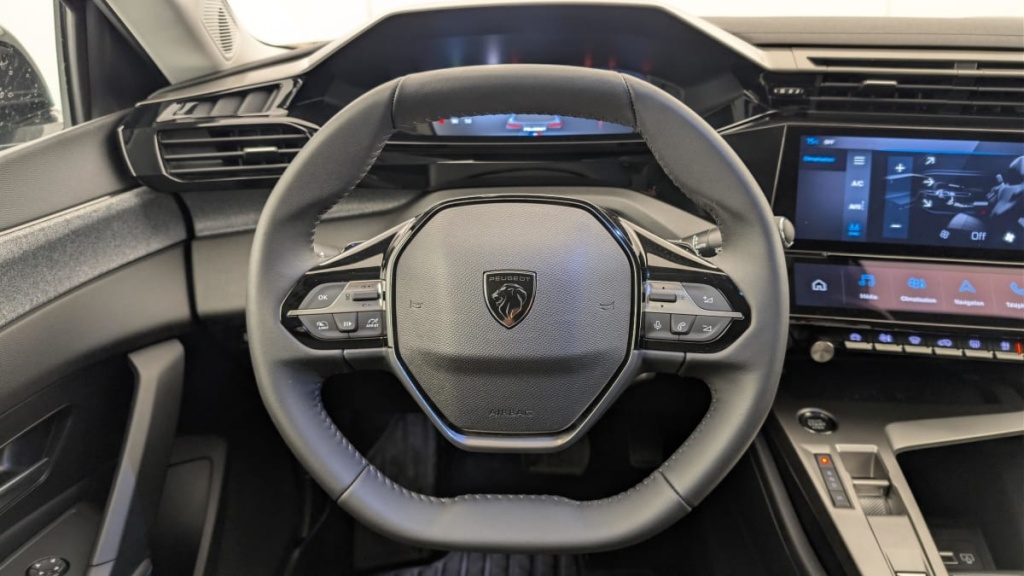 PEUGEOT 308 Hybrid 145 e-DCS6 Allure - ref: 1-366315 - Photo 14