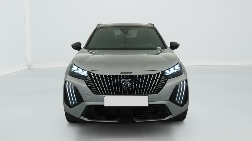 PEUGEOT 2008 50 kWh 136 ch GT - ref: 1-366502 - Photo 2