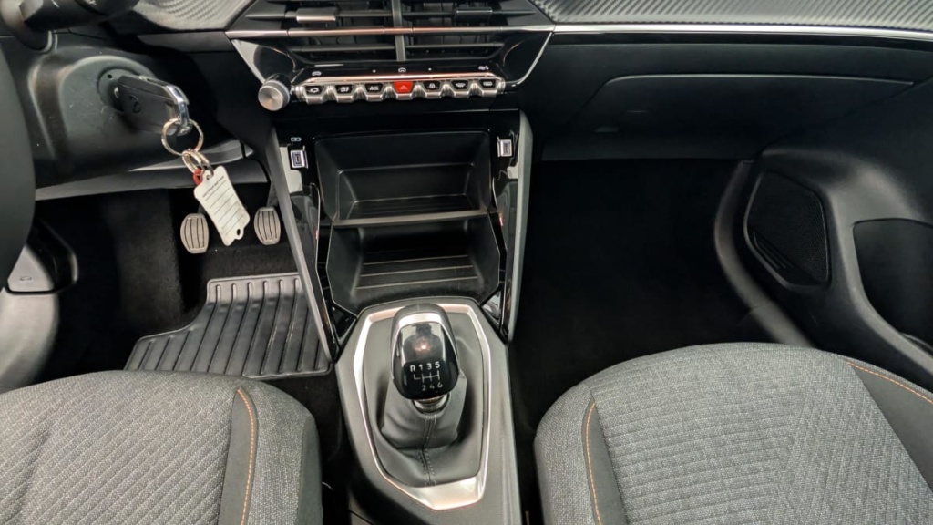 PEUGEOT 208 100 S S BVM6 Style - ref: 1-366519 - Photo 17