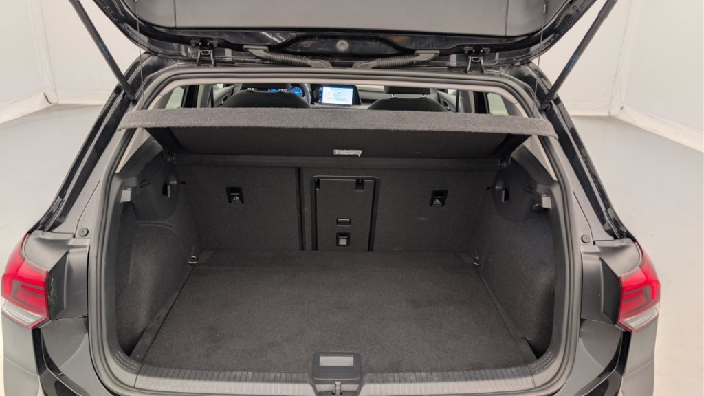 VOLKSWAGEN Golf 1.5 ETSI OPF 150 DSG7 STYLE - ref: 1-366603 - Photo 11