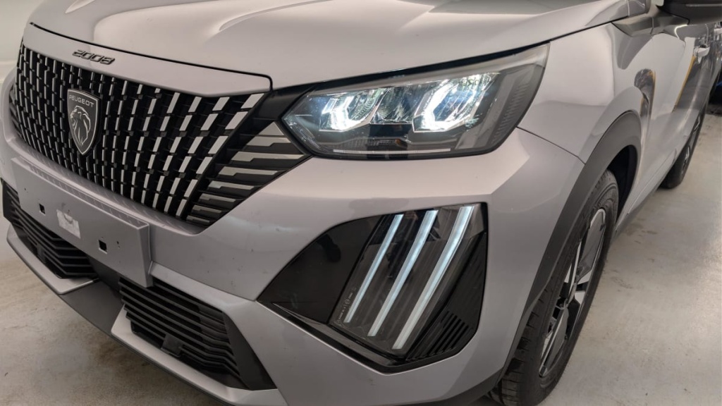 PEUGEOT 2008 100 S S BVM6 Allure - ref: 1-366612 - Photo 20