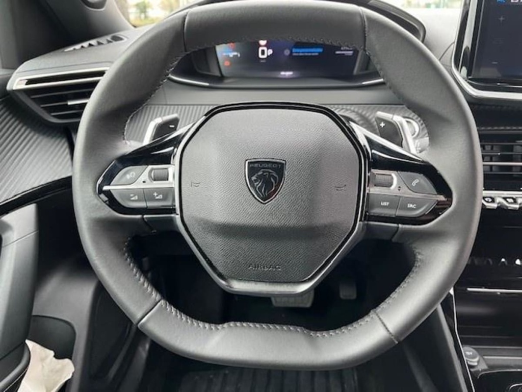PEUGEOT 2008 Hybrid 136 e-DCS6 Allure - ref: 1-366796 - Photo 10