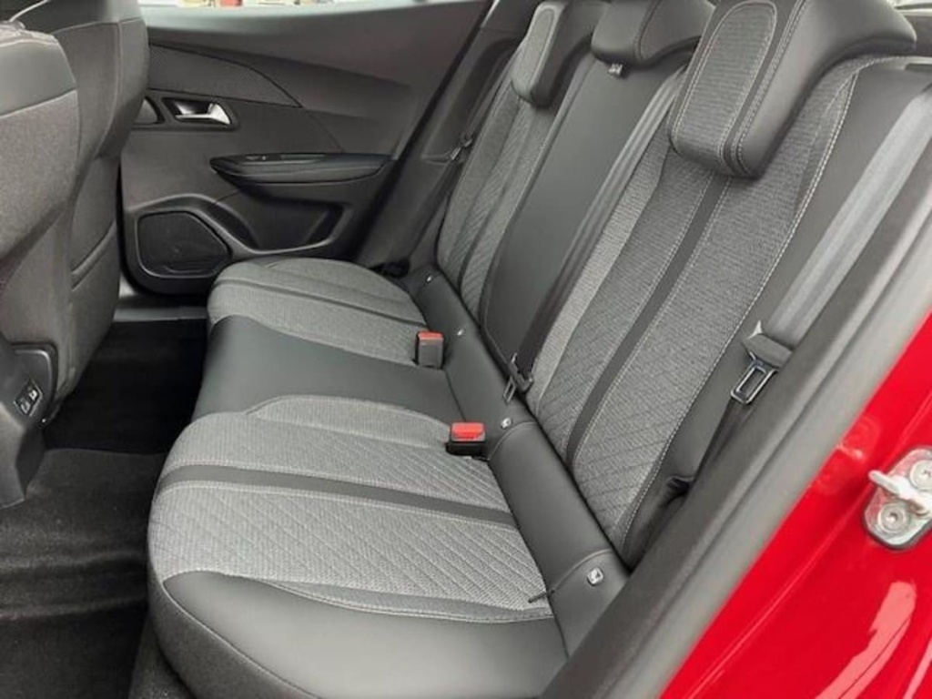 PEUGEOT 2008 Hybrid 136 e-DCS6 Allure - ref: 1-366796 - Photo 11