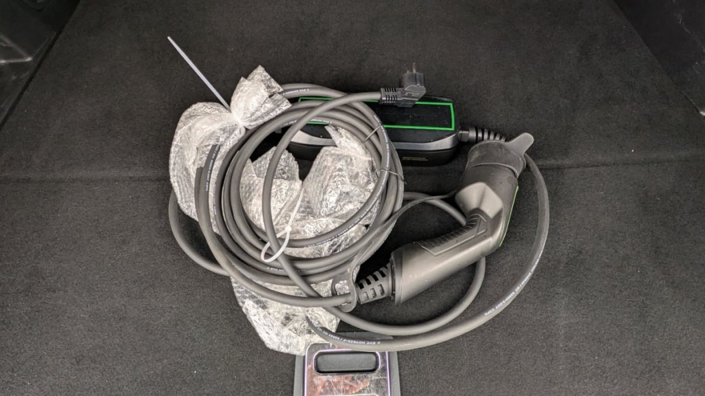 PEUGEOT 3008 Hybrid 225 e-EAT8 Allure Pack - ref: 1-366903 - Photo 20